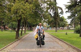 2 bin 655 km pedal çevirerek 23 şehri dolaştı
