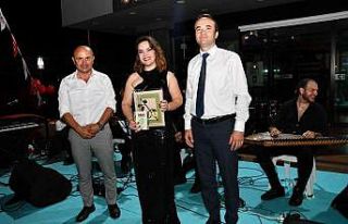 30 Ağustos, Altınova’da coşkuyla kutlandı