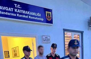 42,5 yıl kesinleşmiş hapis cezası bulunan hükümlü,...