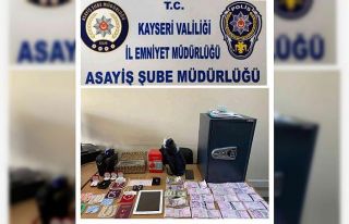 500 bin TL’lik hırsızlık yapan kadın Kayseri...