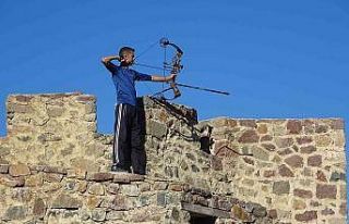 700 yıllık Kov Kalesi’nin duvarlarında yüzyıllar...