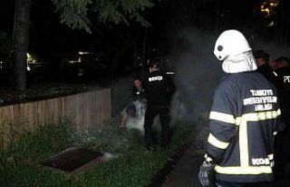 Adliye binasının önünde üzerine benzin döküp...