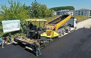 Akyazı merkezde asfalt çalışmaları başladı