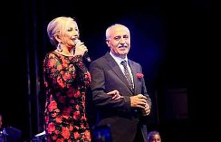 Altın Biber Festivali’ne Muazzez Ersoy damga vurdu