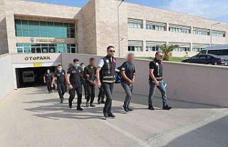 Antalya’da aranan 63 şüpheli  yakalandı