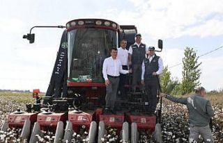 Antalya’da ilk pamuk hasatı