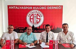 Antalyaspor Voleybol Spor Okullarına yeni yuva