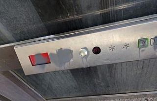 Asansörleri bu hale getirdiler