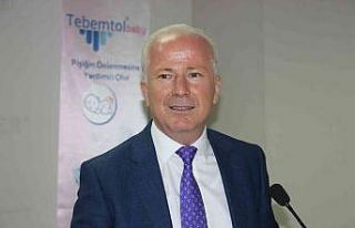 Aydın Eczacı Odası Başkanı Karaarslan: "Eczacıya...