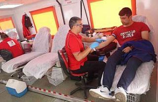 Aydın Jandarma Komutanlığı’ndan kan bağışı