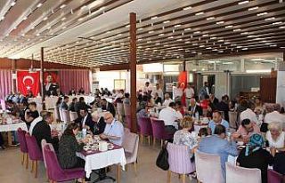 Aydın’da gaziler yemekte bir araya geldi
