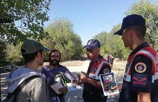 Aydın’da jandarma ekipleri aile içi şiddet ve...