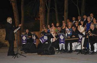 Ayvalık Müzik Derneği’nden müthiş konser