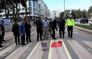 Bafra’da yaya geçitlerine kırmızı çizgi çekildi