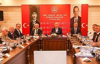 Bakan Soylu; “Sınır duvarının bin 55 kilometresi...