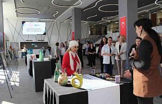 Balıkesirli yükümlülerden ebru ve resim sergisi