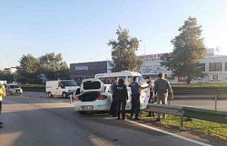 Bariyerlere ok gibi saplandı...Kadın sürücü hayatını...