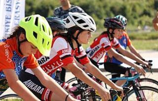 BARÜ, bisiklette bölgesel yol yarışlarına ev...