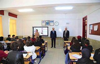 Başkan Altay lise öğrencileriyle buluştu