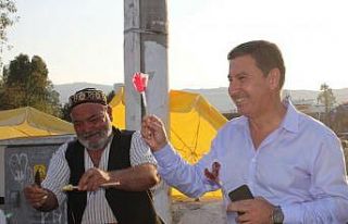 Başkan Aras, mahalle ziyaretlerine devam ediyor