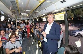 Başkan Arslan öğrencilerin ulaşım sorununu çözdü
