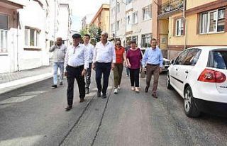 Başkan Ataç Bahçelievler ve Güllük’te çalışmaları...