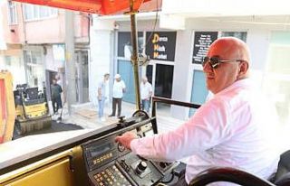 Başkan Bıyık asfalt makinesine bindi, ortaya bu...