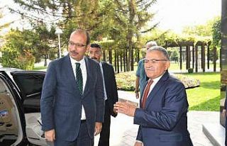 Başkan Büyükkılıç, Sayıştay Başkanı Yener’i...