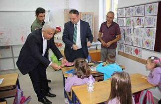 Başkan Çalışkan, öğrencileri sevindirdi