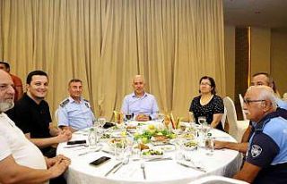 Başkan Gültak, zabıta ekipleriyle bir araya geldi