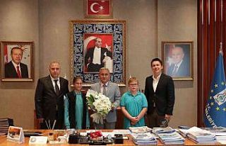 Başkan Işık: "Çocuklarımızı geleceğe...