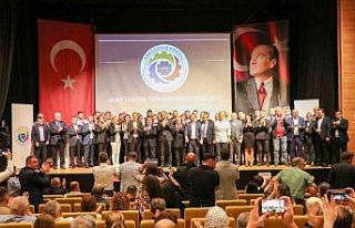Başkan Keleş yeni dönem kadrosunu tanıttı