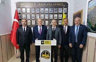 Başkan Pekmezci, MHP Şalpazarı heyetini ağırladı