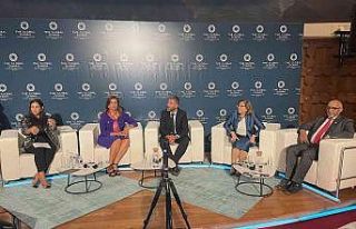 Başkan Şahin Fransa’da Gaziantep’i anlattı