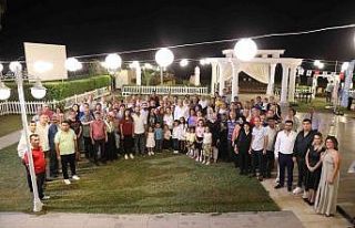 Başkan Tarhan: "Örgütlenip dernekleşin, birlikte...