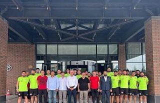 Başkan Yıldırım ve Başkan Yaman Bilecikspor’u...