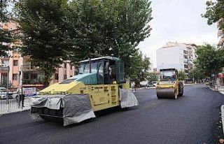 Başkan Zolan, kentteki yol yenileme çalışmalarını...