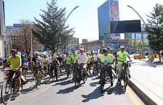 Başkentte pedallar Avrupa Hareketlilik Haftası için...