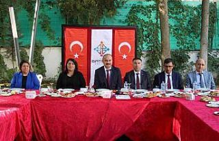 Batman’da akademisyenler liseli öğrencileriyle...