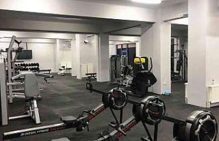 Belediye spor salonu hizmete açıldı