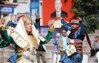 Bergama 14 Eylül’ü coşkuyla kutluyor