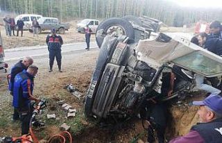Beton mikseri şarampole devrildi: 1 kişi yaralı