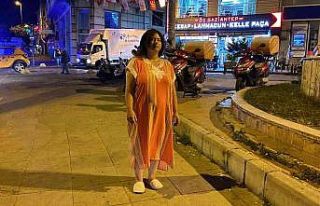 Beyoğlu’nda bir garip olay: Kaldırımda hareketsiz...