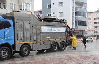 Bilecik’te tıkanan kanalizasyon ve yağmur suyu...