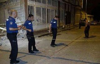 Binaya kurşun yağdırdılar