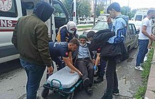 Bisikletten düşen yaşlı adam ölümden döndü