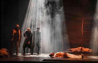 “Boynu Bükük Öldüler” dünya prömiyerini...