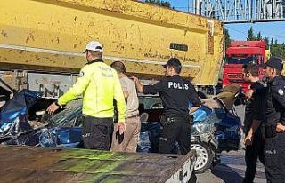 Bu araçtan hafif sıyrıklarla kurtuldu