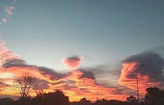 Bursa’da güneşle bulutlar kartpostallık görüntüler...