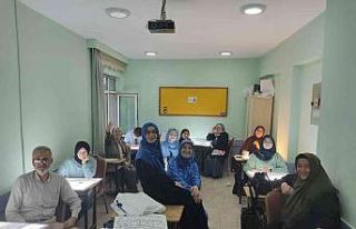 Bursa’da kadın hattatlar yetişiyor